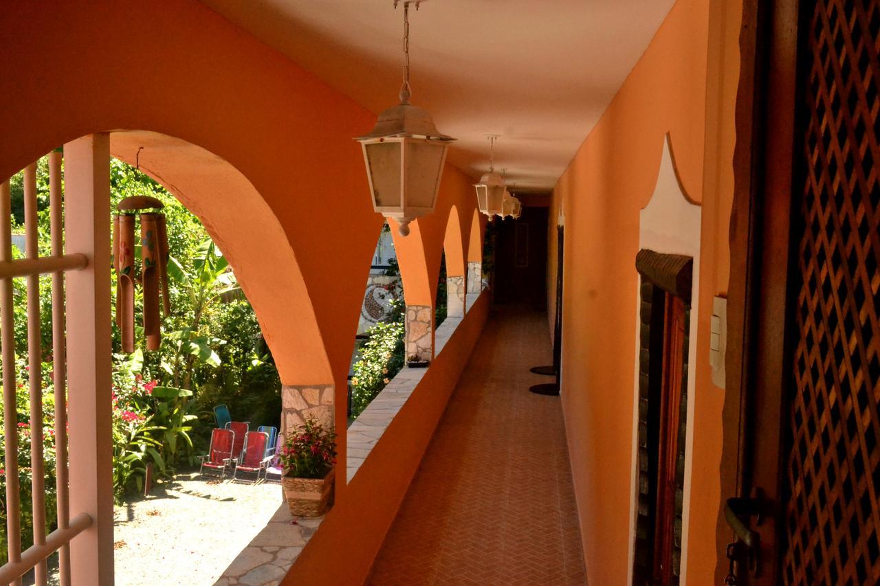 Pousada Casa De Pedra Boicucanga Exterior foto